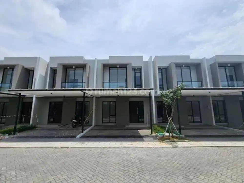 Dijual rugi rumah pik2 milenial bisa kpr bank  siap huni  uk:6x12,5m2