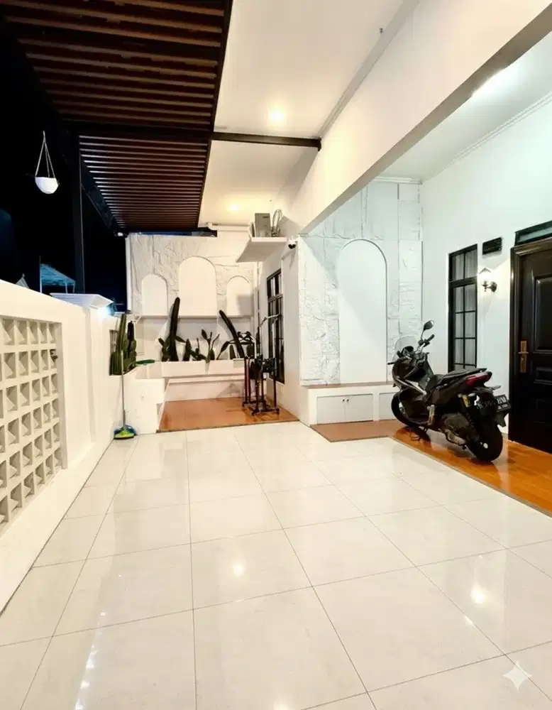 Disewakan rumah Cantik full furnished di Depok