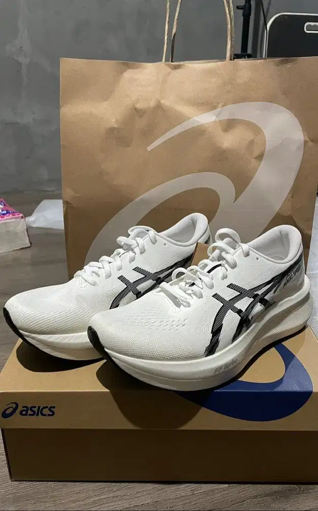 ASICS MAGIC SPEED 4