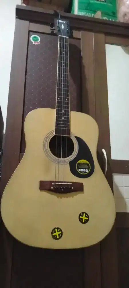 Di jual gitar nego tipis