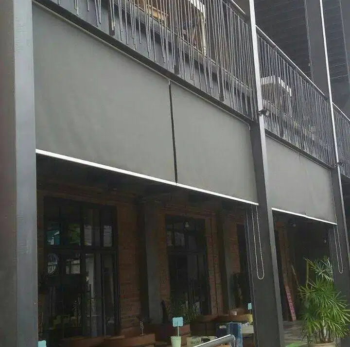 Jual & Pasang Tirai Roller Blind/Vertikal/Venetian/Roman Shades Kantor