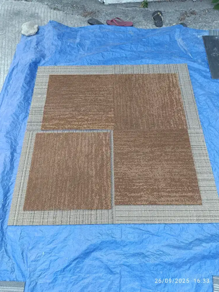 Karpet tile kantor ukuran 50x50cm ex pemakaian Bank