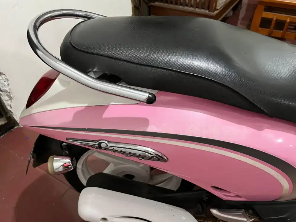 Scoopy karbu bawaannya
