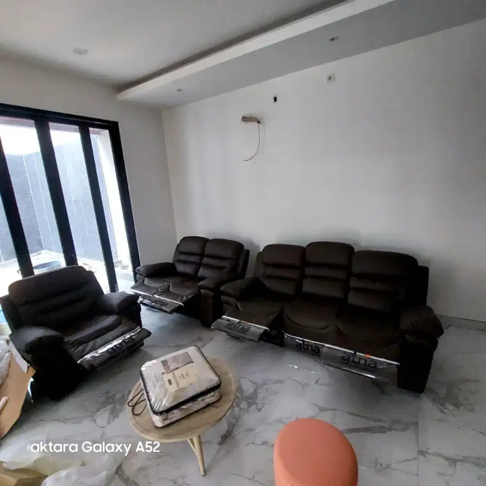 Bongkar pasang furniture