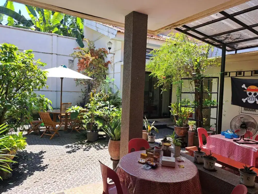 RUMAH BANGUNAN VINTAGE JL BAWEAN, KOMERSIAL AREA