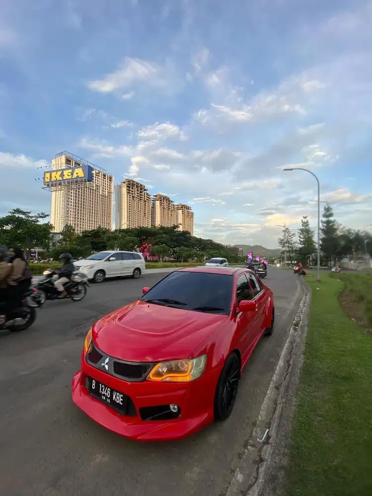 Mitsubishi Lancer 2003 Bensin