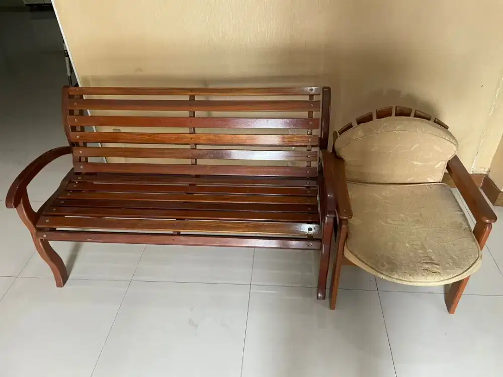 Dijual sofa kayu + kursi