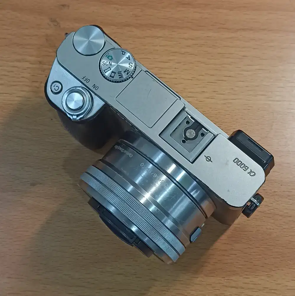 Kamera Mirrorless Sony Alpha A6000 WiFi NFC