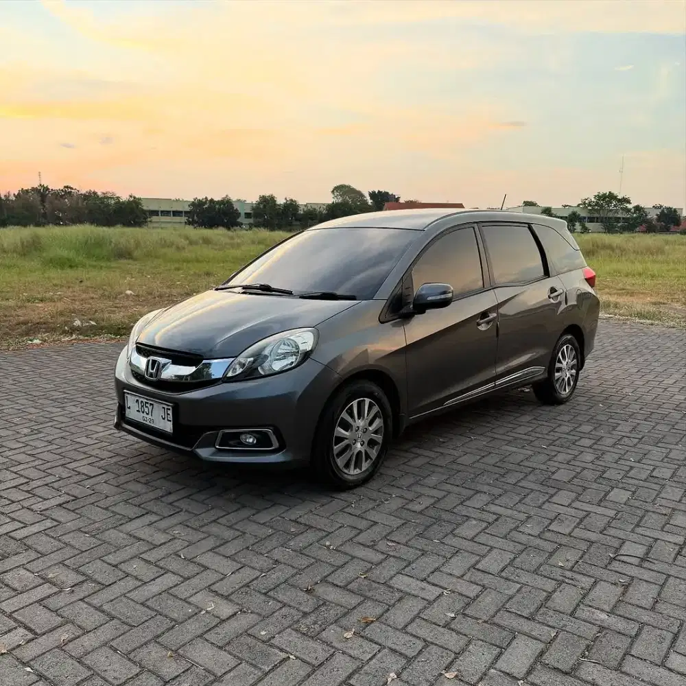 Honda Mobilio E CVT Prestige