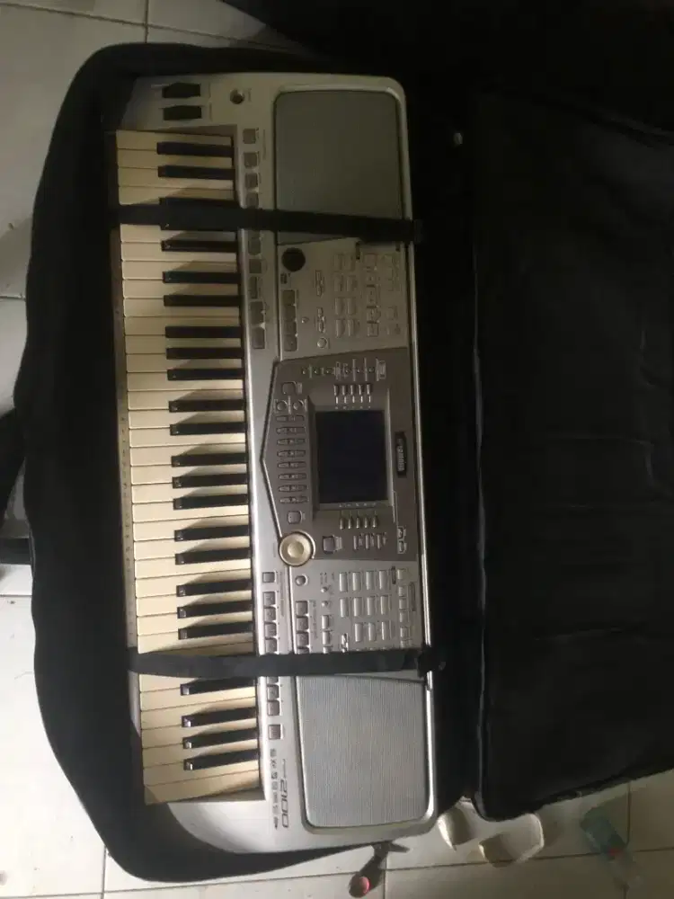 Yamaha PSR 2100