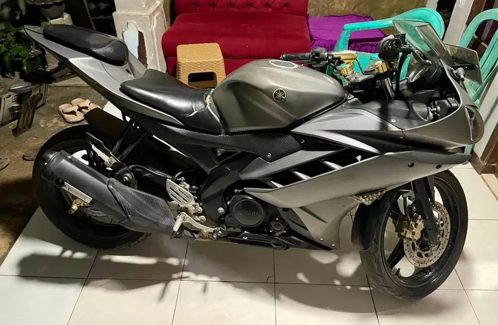 Yamaha R15 (Abu 2016)