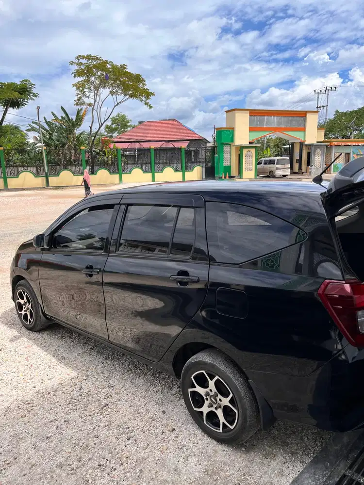 Daihatsu Sigra 2016 Bensin