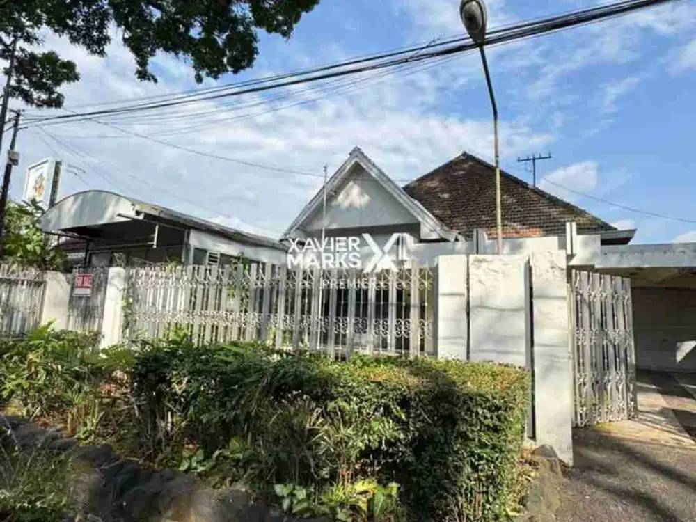 Dijual / DisewakaRumah Usaha Cocok Untuk Cafe Di Semeru Klojen Malang
