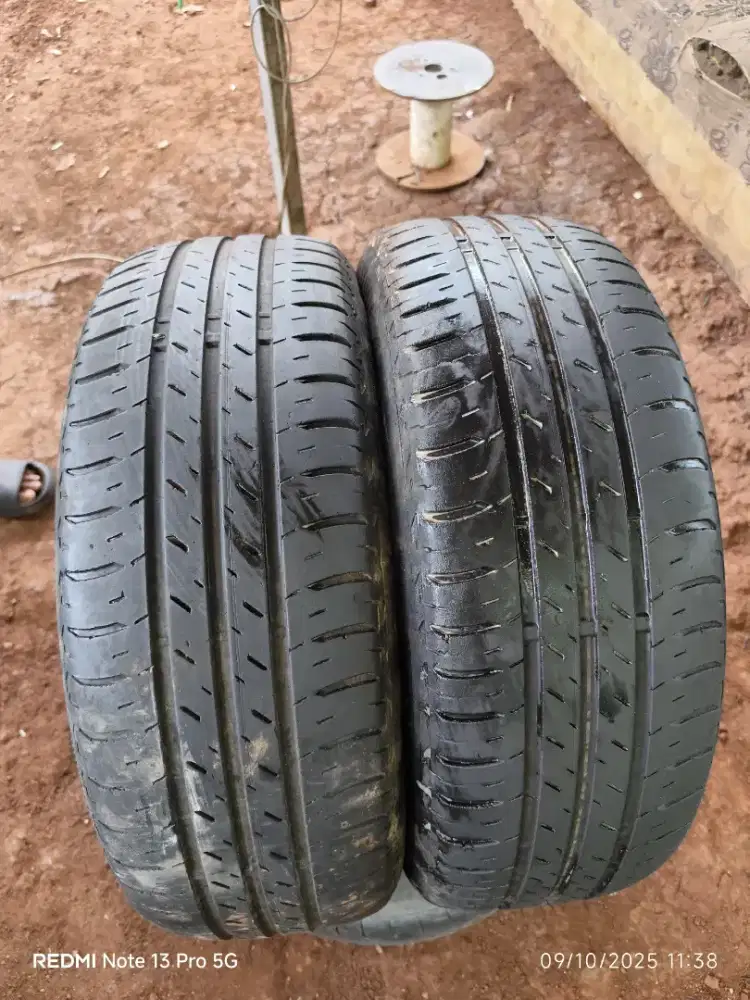 Ban mobil Bridgestone