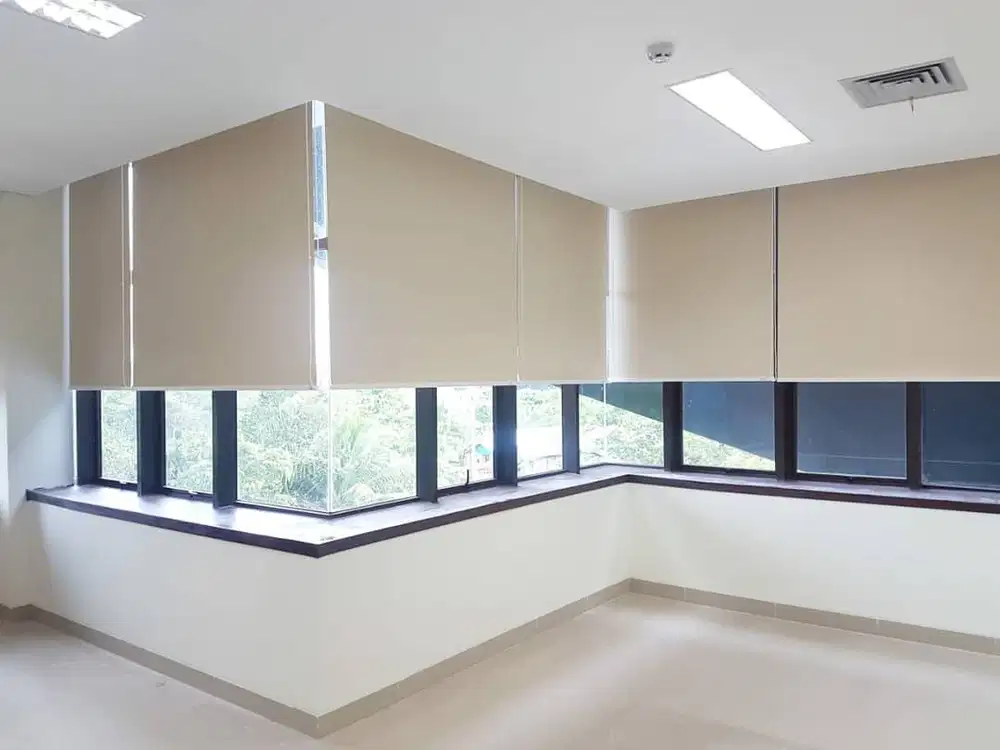 Jual & Pasang Tirai Roller Blind/Vertikal/Venetian/Roman Shades Kantor