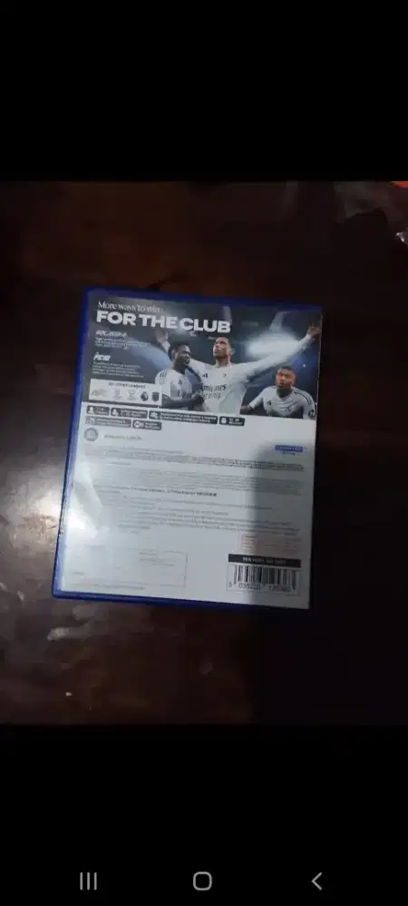 Menjual kaset second FIFA 25 / FC 25 PS5