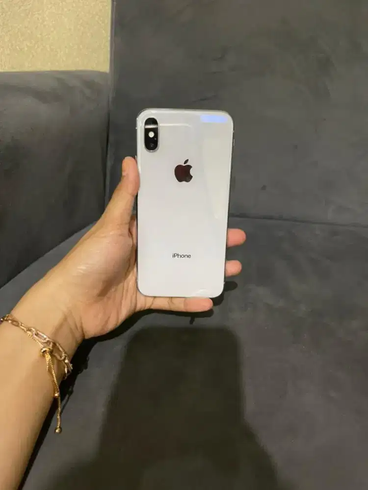 JUAL CEPAT IPHONE X 256 GB ALL OPERATOR !!!