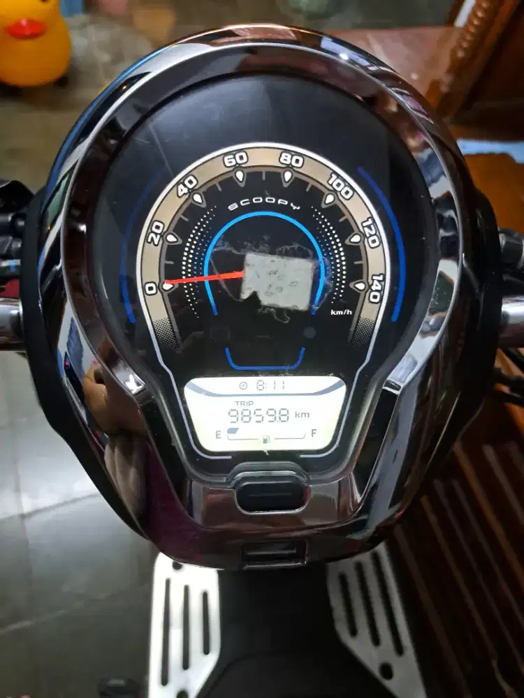 Honda scoopy keyles red