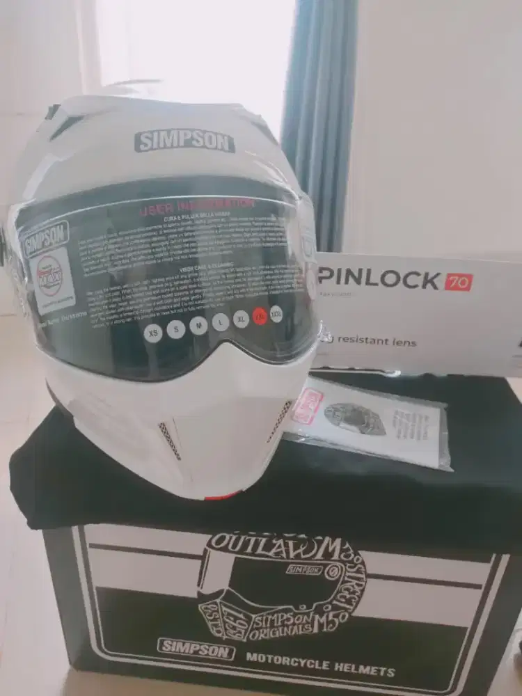 Helm SIMPSON DARKSOME (full White)