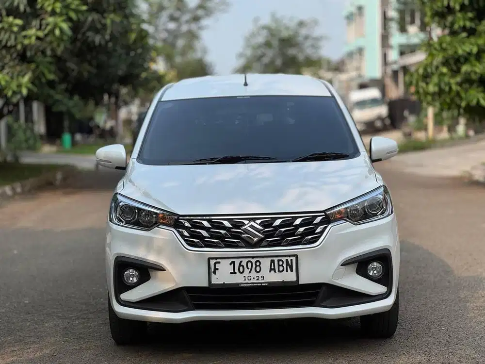 Suzuki Ertiga GX Hybrid AT 2024