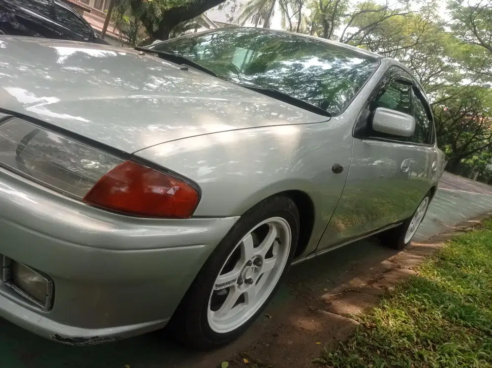 Mazda 323 1997 Bensin