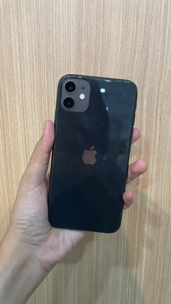 UNIT SALE!! IPHONE 11 SECOND RESMI