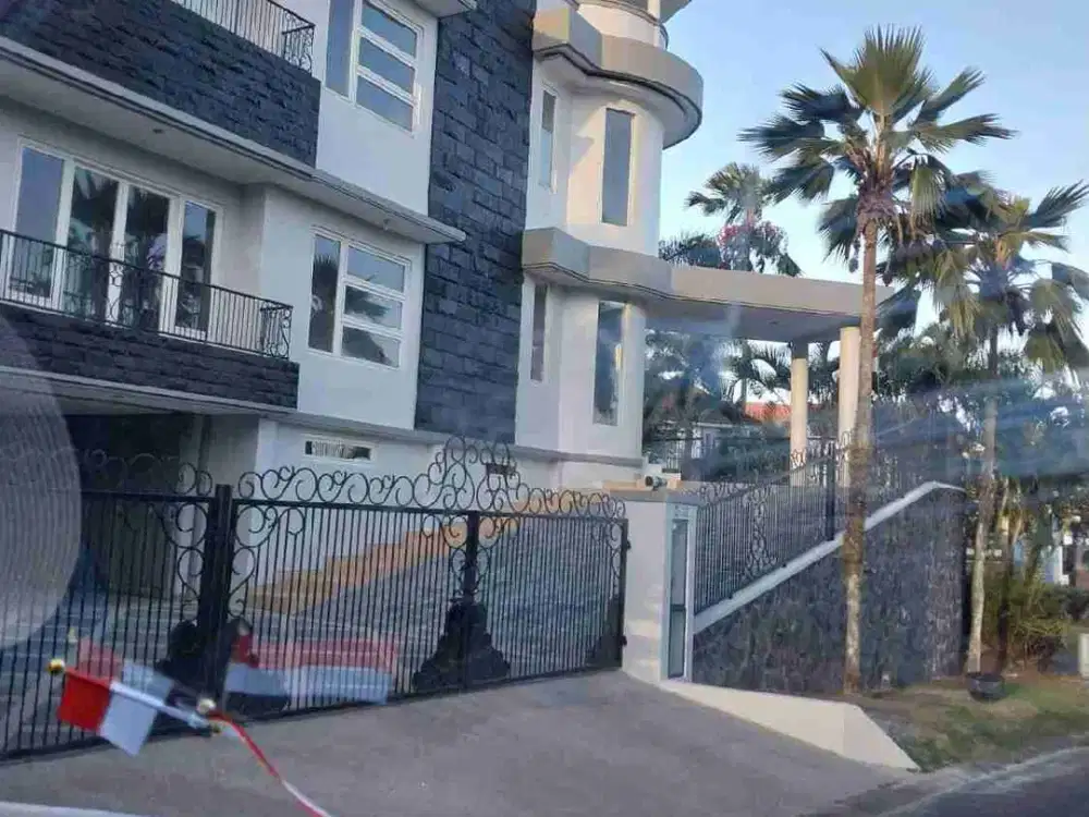 Dijual Disewakan Rumah Mewah Di Kawasan Elite Villa Puncak Tidar Malang