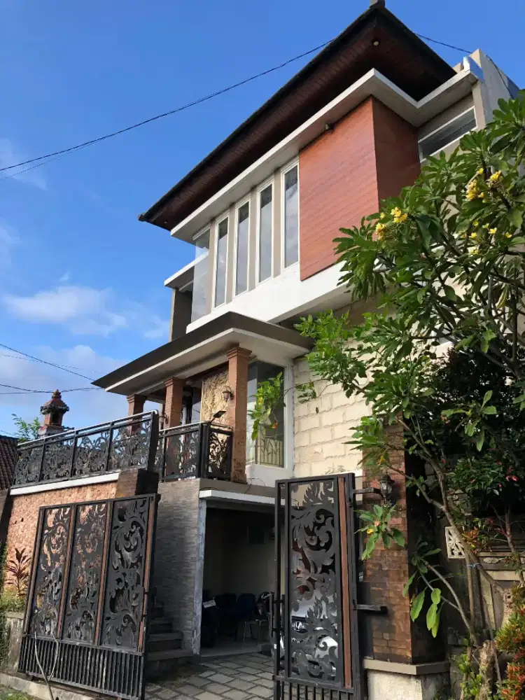Jual cepat rumah mewah muding Krobokan Kuta Badung bali