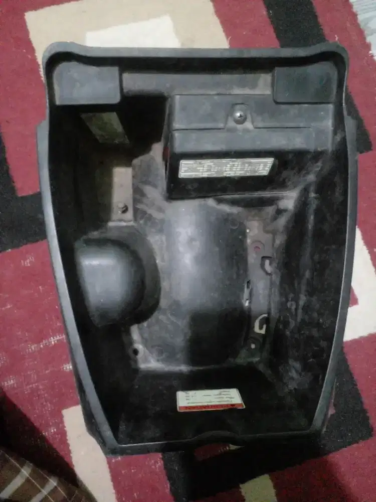 Tameng knalpot & bagasi spin original suzuki