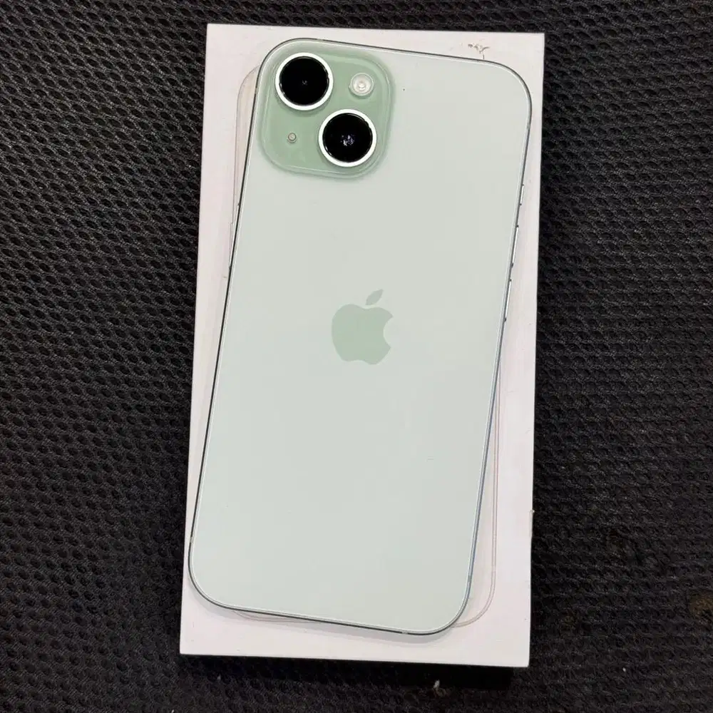 iphone 15 256gb ibox mulus like new fullset bergaransi