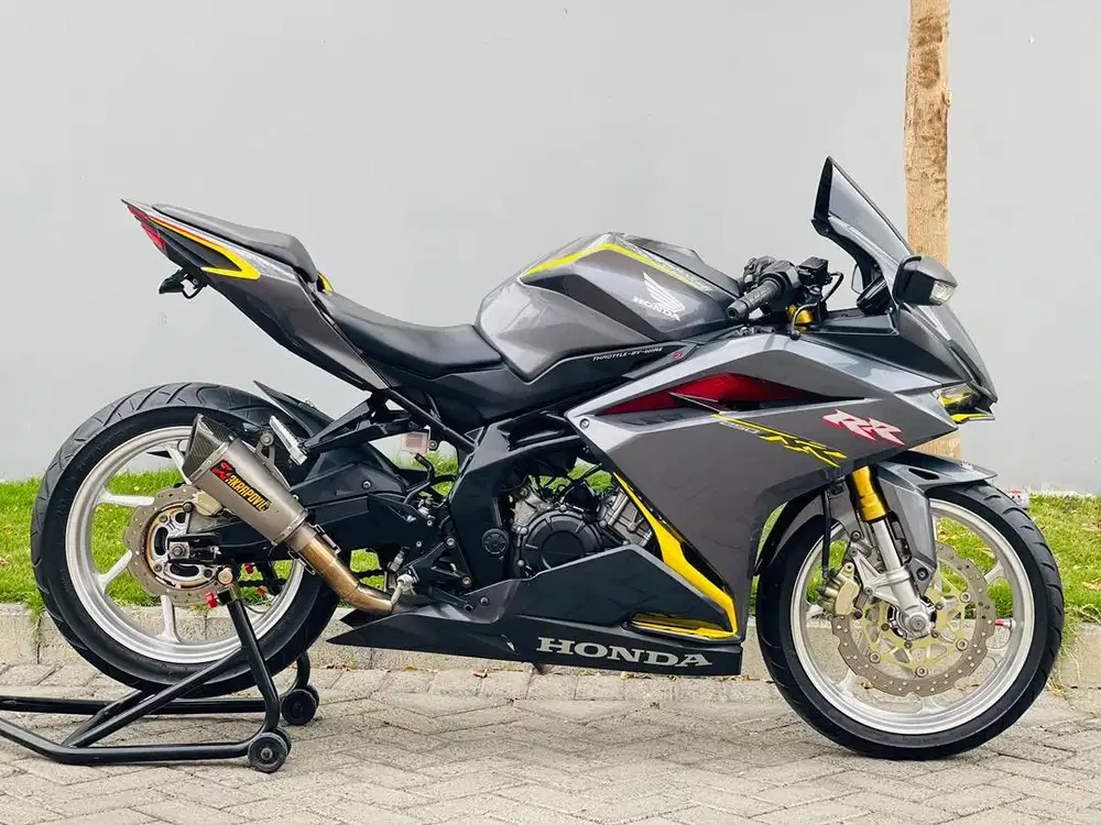 Honda cbr250rr grey 2017 plat w pajak on cbr 250rr cbr250 rr grey