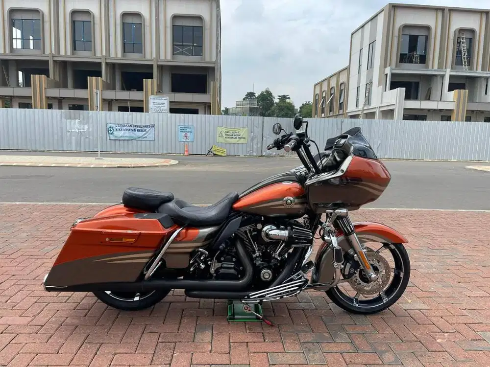 ROADGLIDE CVO 2013 KM13RB FULL PAPER
