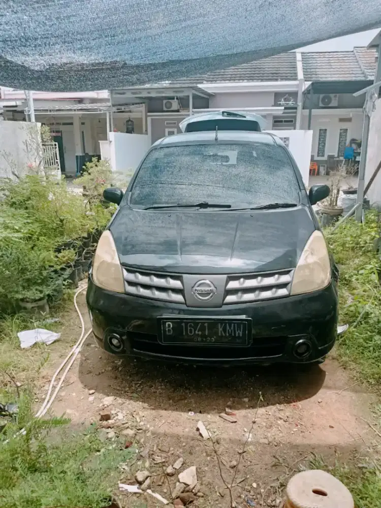 Nissan GRANDLIVINA 2007