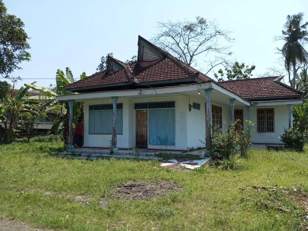 Dijual Cepat Tanah + Rumah Lokasi Strategis