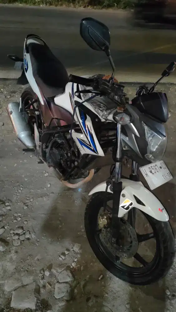 Jual Motor Honda CB 150R 2013
