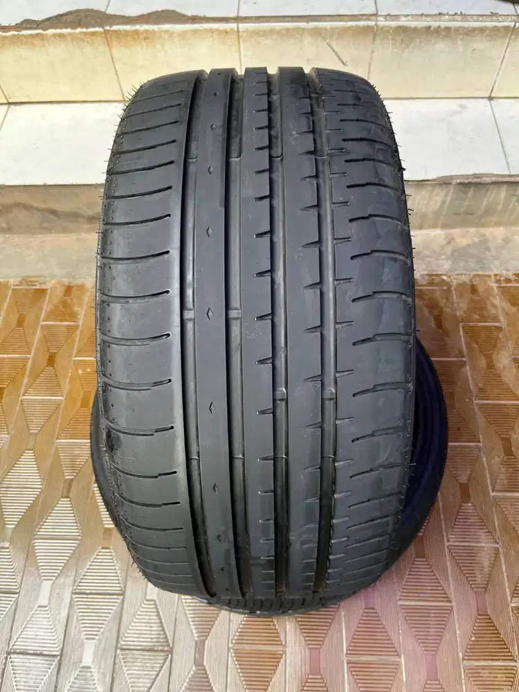 Ban Accelera PHI 265 35 r18 1Pcs