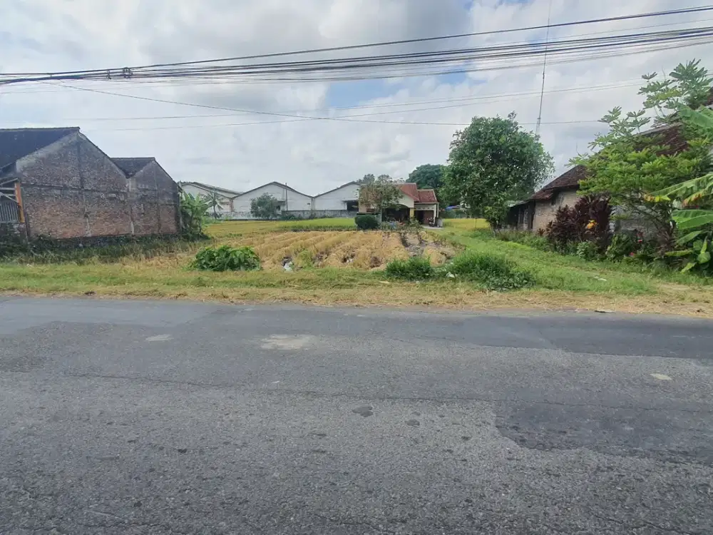 Tanah di Kalitirto Berbah Dekat Jl Raya Solo Jogja