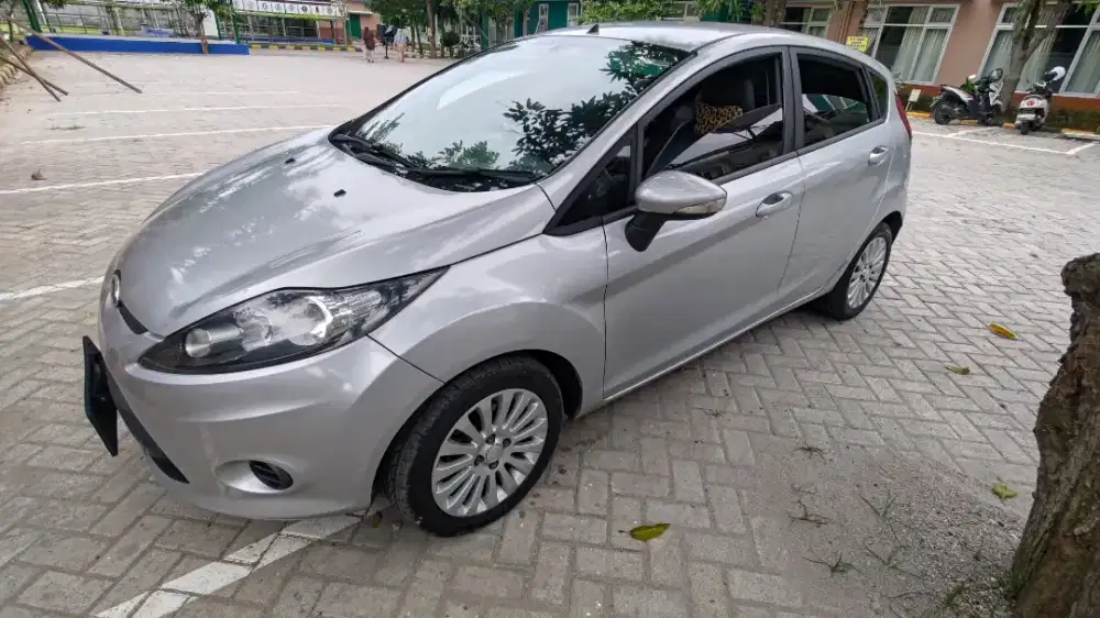 Ford fiesta 1.4 a/t