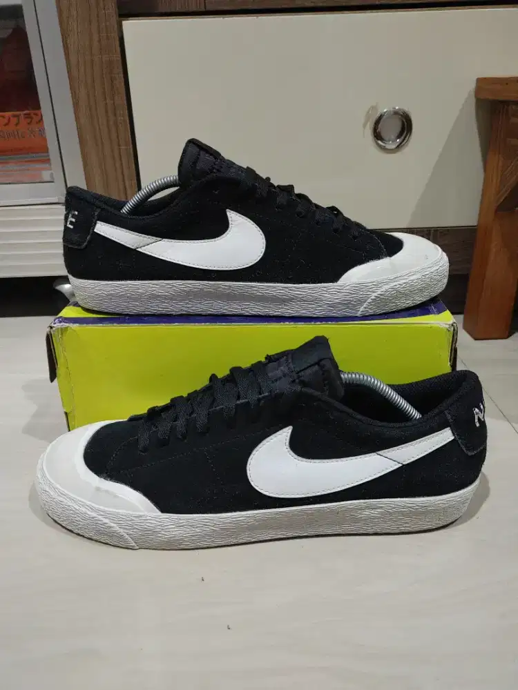 Sepatu Nike SB zoom blazer low size 45