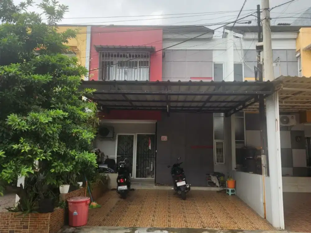 Dijual rumah Golden Palm Residence