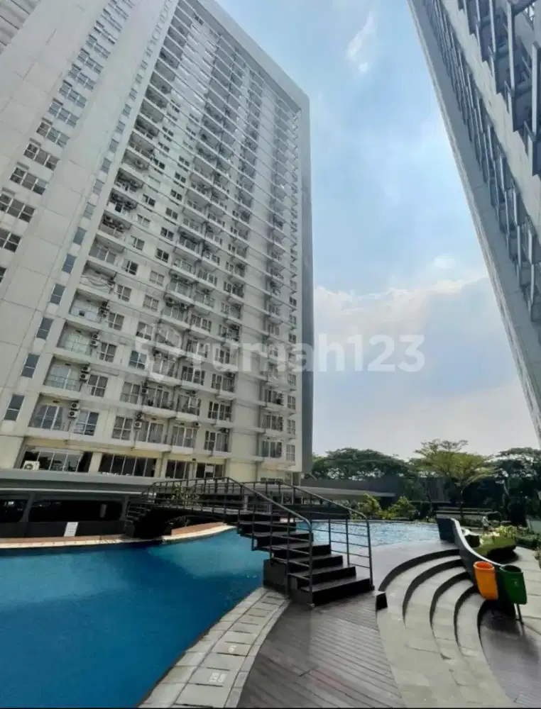 Dijual Rugi/BU Loft Premium BSD City. Dekat The Breeze & Aeon Mall