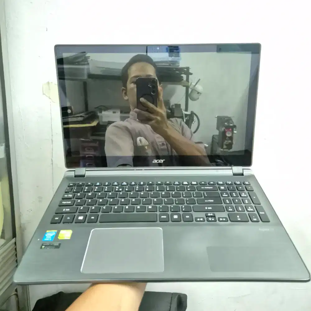 Acer Aspire V5-573PG Gaming VGA 4GB