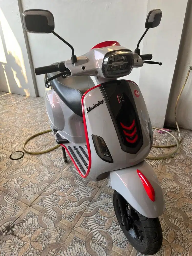 Dijual Motor Listrik UWINFLY T3S Pro LIKE NEW
