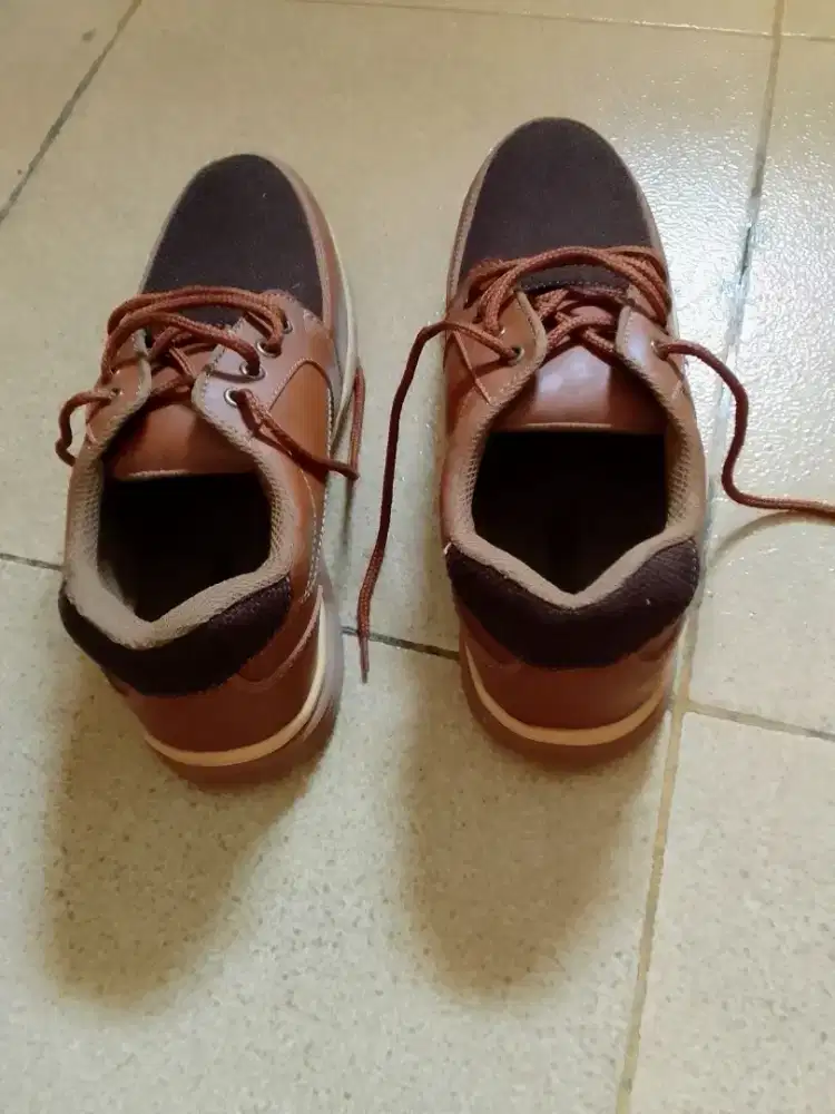 Sepatu pria RIKEYS size 42
