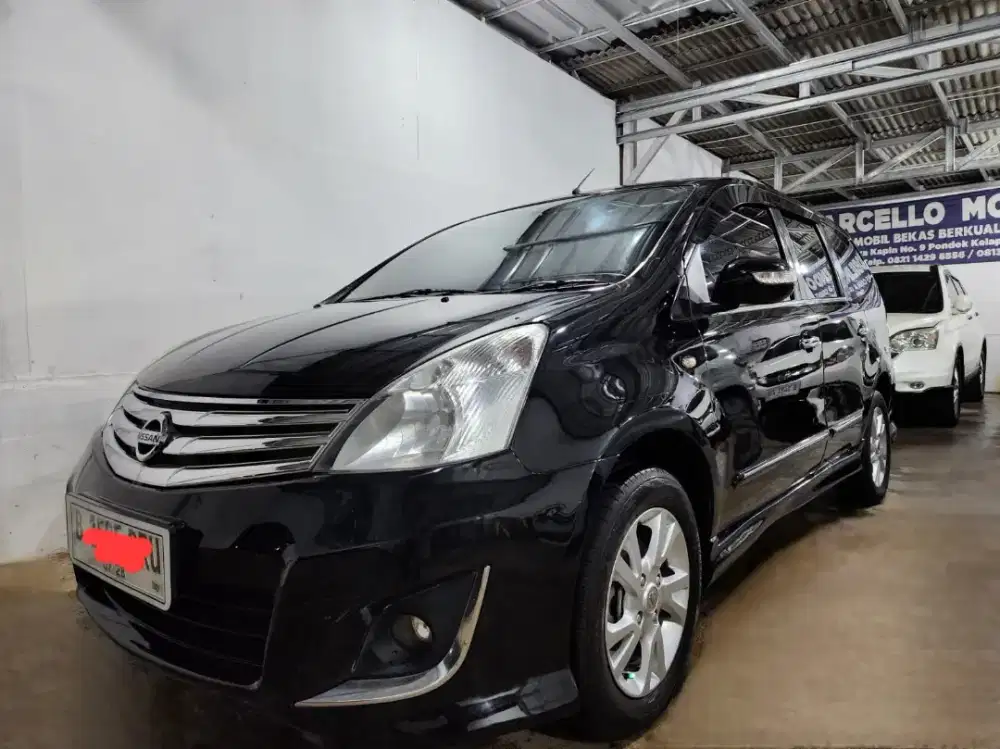 Dp 3 jt Grand Livina XV a/t 2013