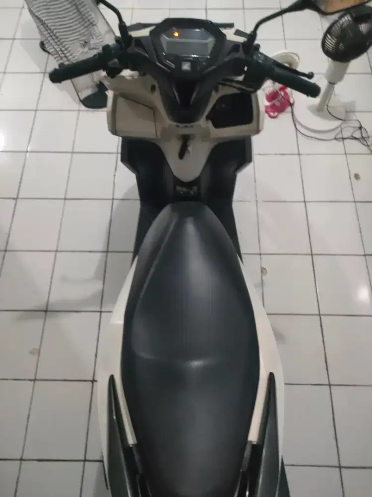 Vario160abs warna putih