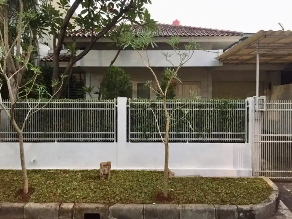Rumah Pondok Indah luas dan murah strategis di Jaksel.