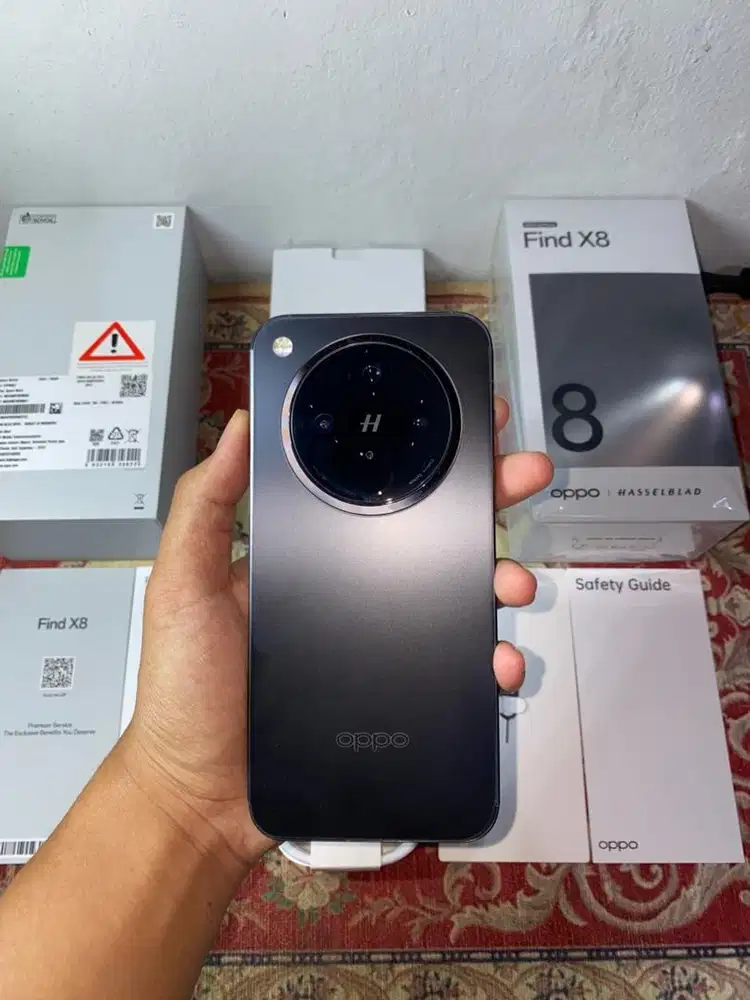 Oppo Find X8 Black 12/256 gb Garansi On