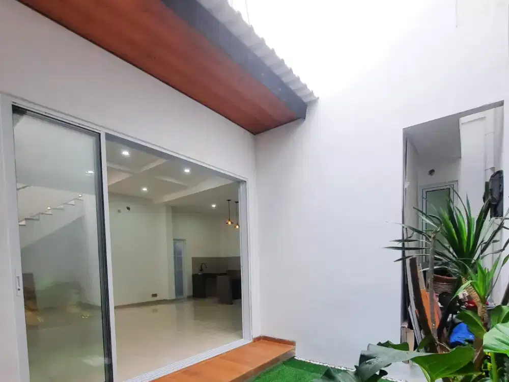 Rumah di Kucica Bintaro Jaya Sektor 9 brandnew cantik siap huni