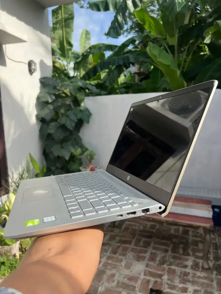 Laptop Hp 14s Core i5